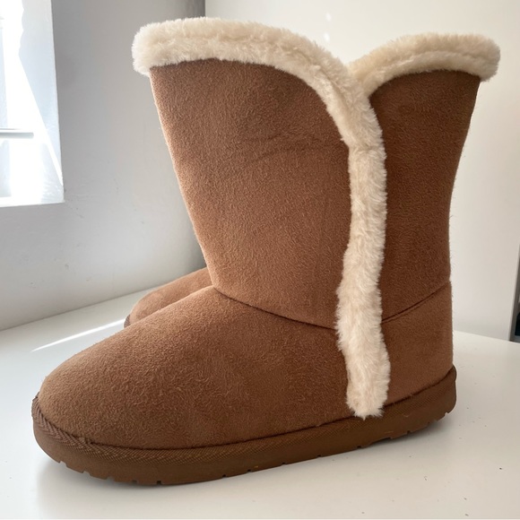 Olivia Miller - cozy slip on boots in cognac- 8 - Picture 5 of 10